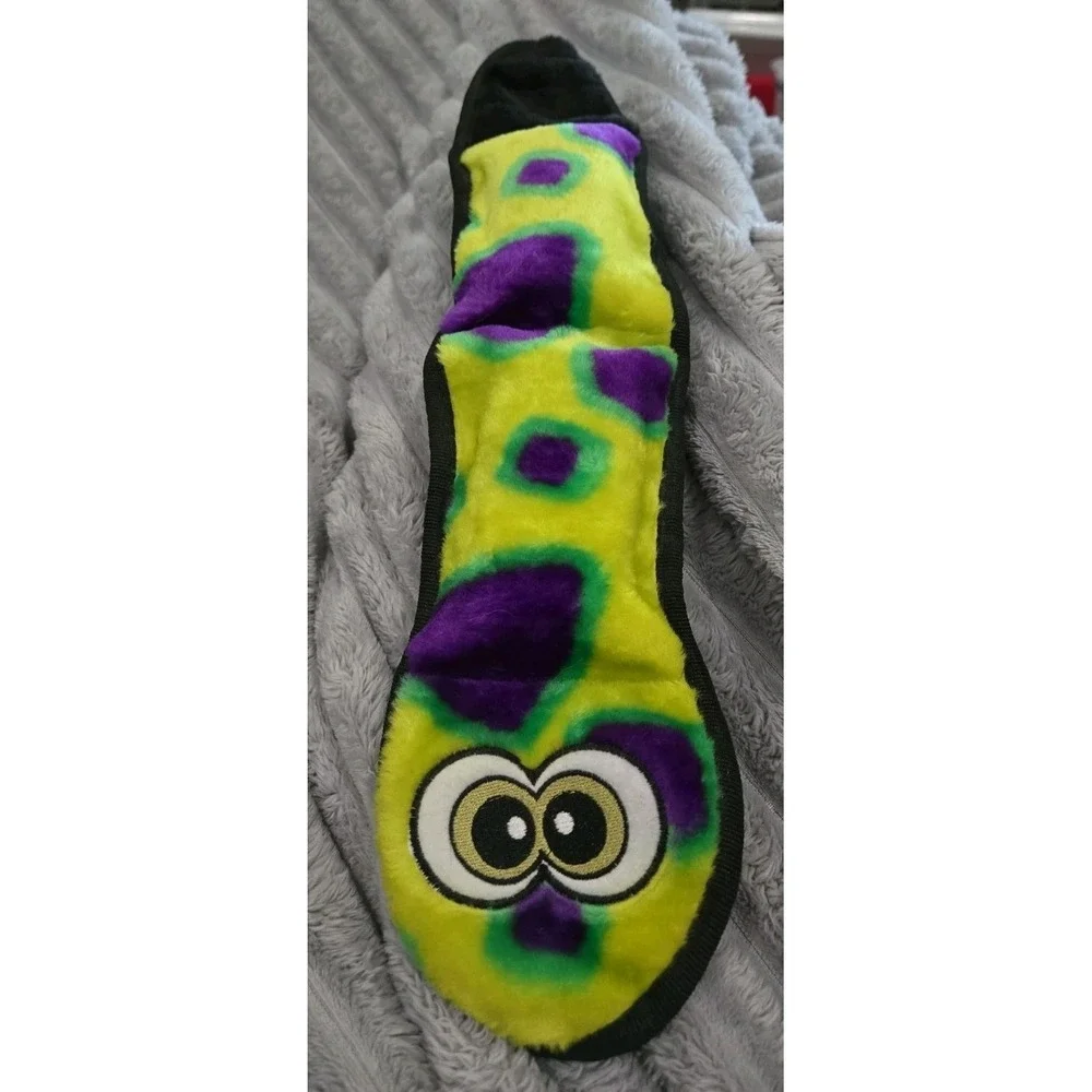 Outward Hound Invincibles Purple Green 18